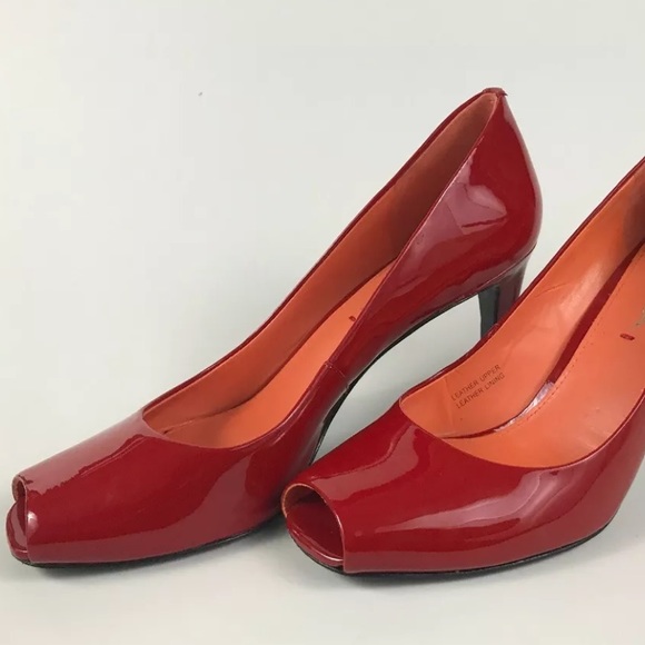 Via Spiga Frankie Scarlet RED Patent PeepToe Pump - Picture 2 of 8